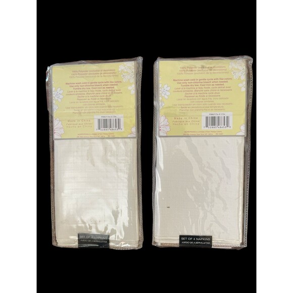 NWT Brianna Cutwork Cloth Napkins Embroidered Floral Cream Pink Spring Set of 4 - Picture 2 of 4